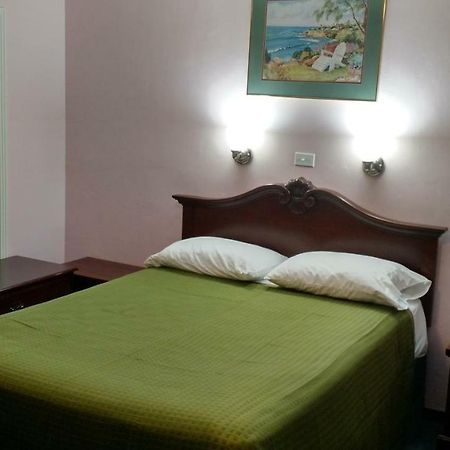 El Rancho Motel Уотсънвил Екстериор снимка