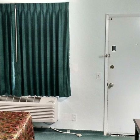 El Rancho Motel Уотсънвил Екстериор снимка