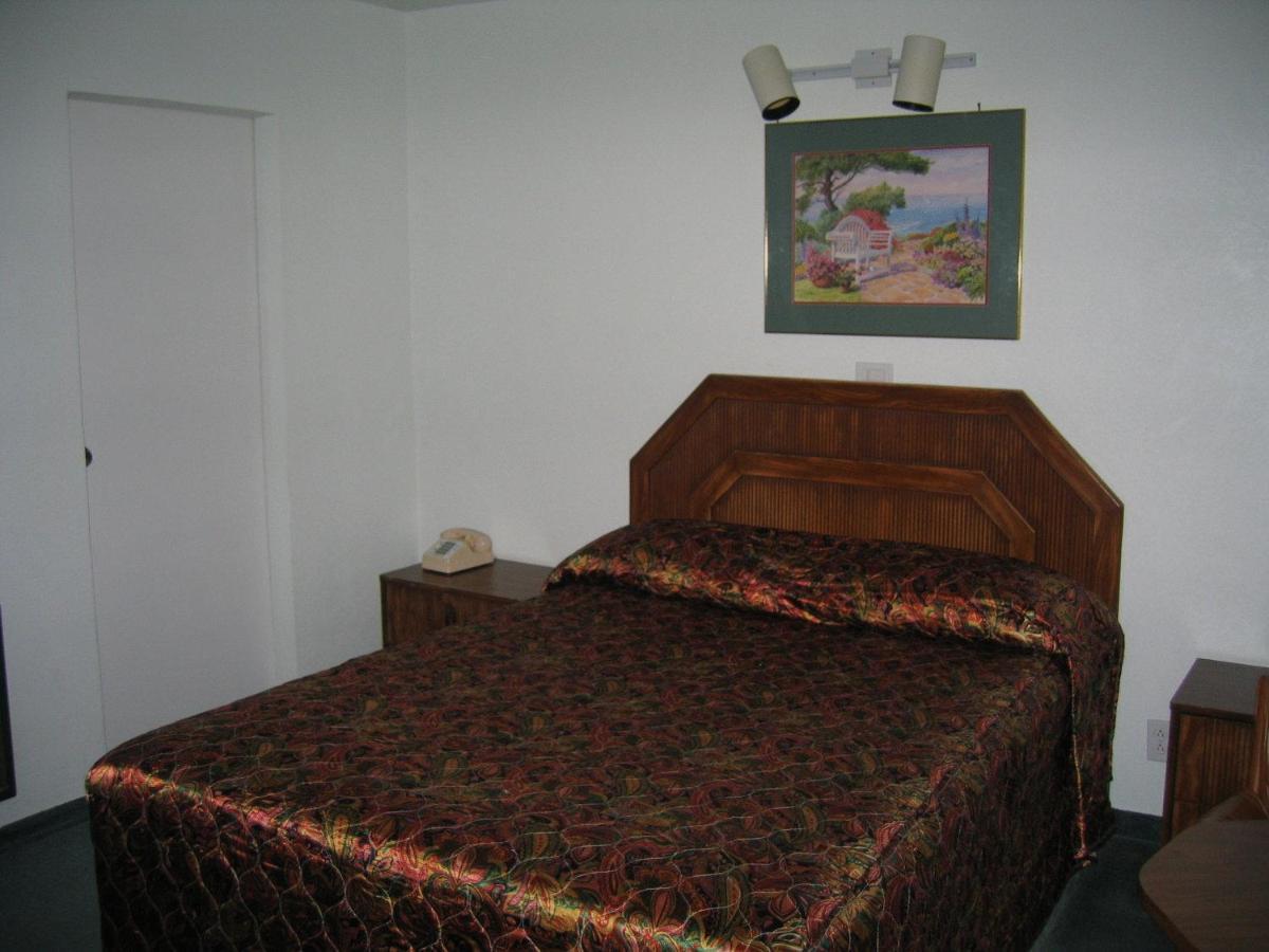 El Rancho Motel Уотсънвил Стая снимка